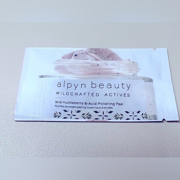 Skincare Samples - Sunday Riley, Tower 28, Givenchy, Summer Fridays & More! - Picture 14 of 15